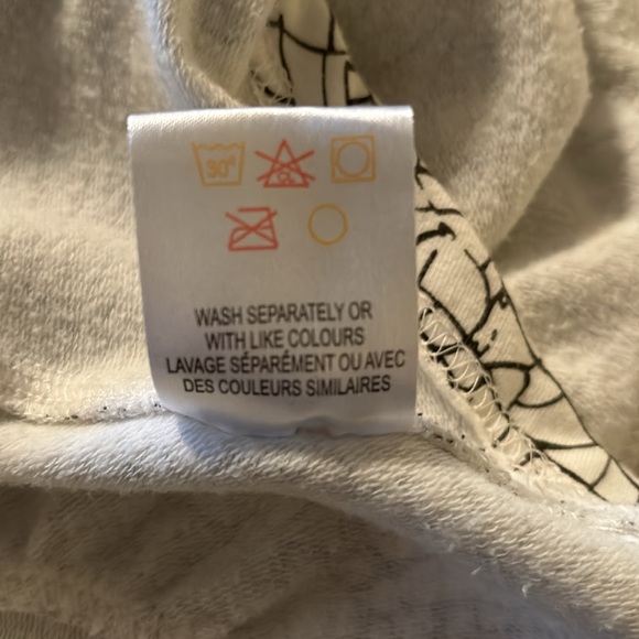 White & Black Hoodie - Picture 5 of 5